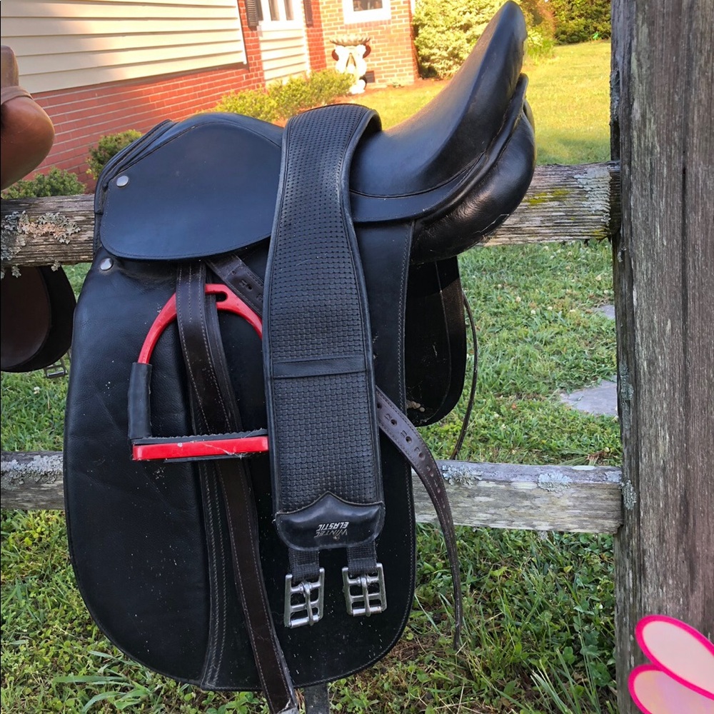 Dressage saddle